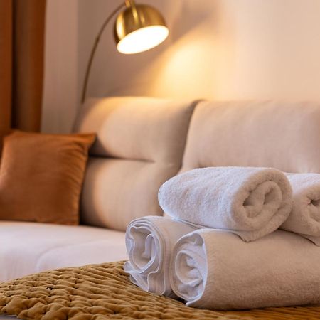 Monaco Border Luxury Suite - Sea View - Pool Босолей Экстерьер фото